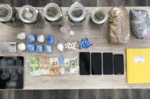 Πάτρα: Σύλληψη τριών ατόμων για διακίνηση ναρκωτικών -Στις 124.000 ευρώ περίπου το παράνομο περιουσιακό όφελος! - ΦΩΤΟ
