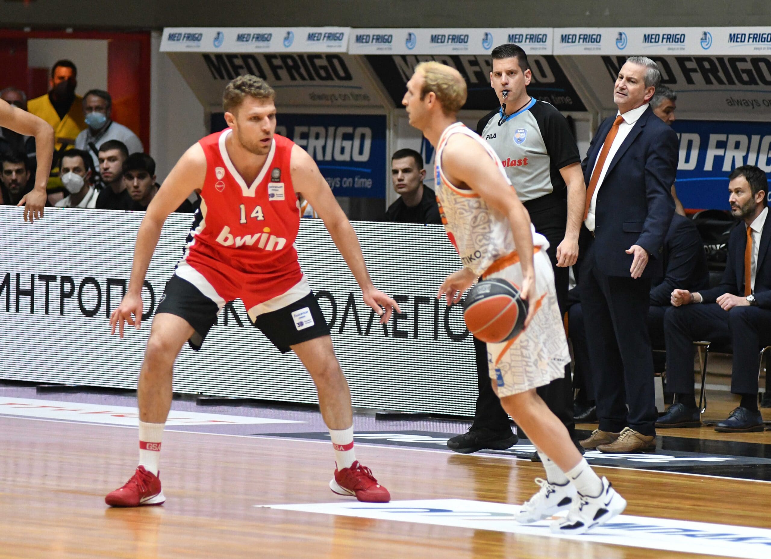 Ο Ολυμπιακός στο Μιλάνο κόντρα στην Αρμάνι