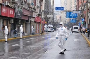Σανγκάη - Κορονοιός: Ακόμα 47 νεκροί παρά το σκληρό lockdown