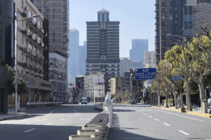 Ξανά lockdown στη Σανγκάη - Κλείνουν οι χώροι διασκέδασης σε συνοικία του Πεκίνου