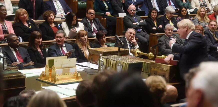 Βρετανία: Ο βουλευτής που έβλεπε πορνό στο κοινοβούλιο απαντά: «Έγινε κατά λάθος»