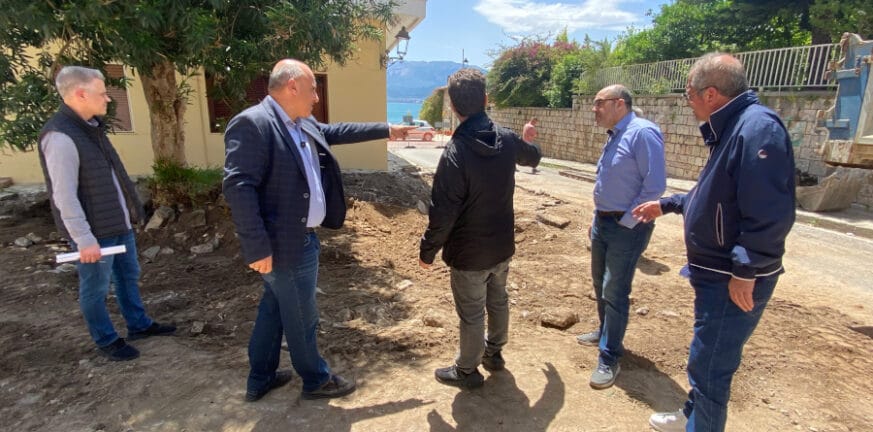 Το κέντρο της Ναυπάκτου αναβαθμίζεται - Ξεκίνησαν τα έργα για το Ανοικτό Κέντρο Εμπορίου Το κέντρο της Ναυπάκτου αναβαθμίζεται - Ξεκίνησαν τα έργα για το Ανοικτό Κέντρο Εμπορίου
