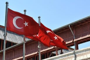 Η Τουρκία άλλαξε και επίσημα το όνομά της να μην την μπερδεύουν με τη γαλοπούλα – Θα λέγεται πλέον Türkiye