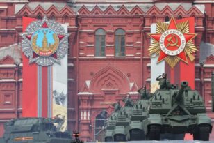 Ρωσία: Χάκαραν κανάλια πριν την παρέλαση στην Κόκκινη Πλατεία και έδειχναν αντιπολεμικά μηνύματα
