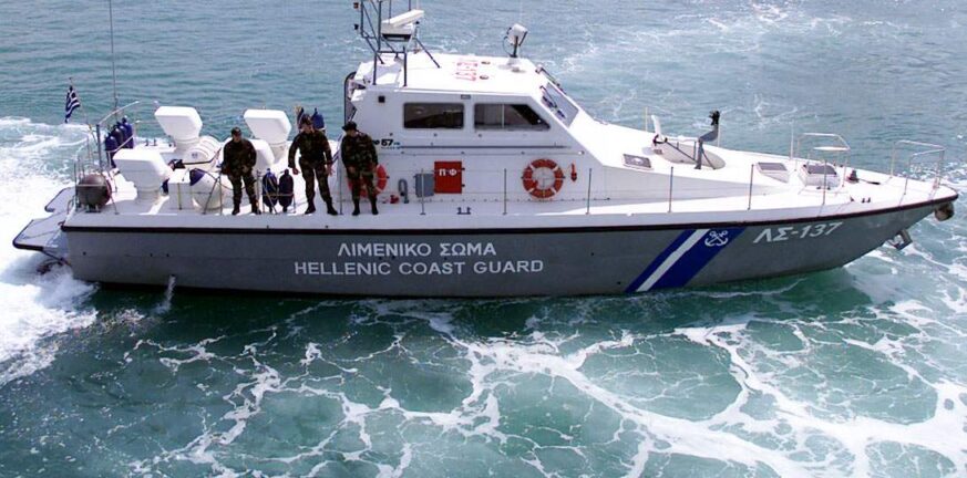 Μήλος: Σκάφος μπλέχτηκε σε δίχτυα ψαράδων - 4 γυναίκες βρέθηκαν στη θάλασσα