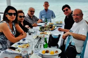 Τζορτζ Τσούνης: «Σαν τη Χαλκιδική δεν έχει» - Η επίσκεψη του πρέσβη των ΗΠΑ στην Ελλάδα