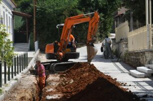 Πάτρα: Τι λέει ο Δήμος για τα έργα στην Άνω Πόλη και το βραχυκύκλωμα στην οδό Δασυλλίου