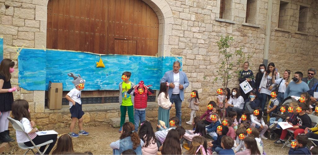 Φεστιβάλ Παιδικού και Εφηβικού Βιβλίου από το Πολύεδρο: Γέμισε παιδικά χαμόγελα την Κυριακή η Achaia Clauss