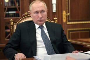 Πούτιν για σχόλια Λαβρόφ: Ζήτησε «συγγνώμη» από τον Μπένετ