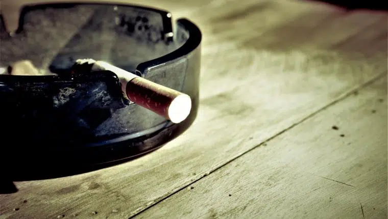 Κάπνισμα: Το κόψιμο του τσιγάρου και τα συμπτώματα απεξάρτησης - Πόσο καιρό παραμένει η νικοτίνη στον οργανισμό