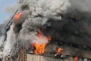 Ινδία: 27 νεκροί και 40 τραυματίες από πυρκαγιά σε γραφεία στο Νέο Δελχί