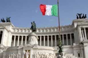 Ιταλία- Συνεχίζεται η προεκλογική εκστρατεία: 23% για τους δημοκρατικούς, 23% για την Μελόνι