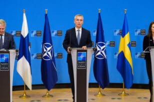 Τέλος η ουδετερότητα για τη Σουηδία - Υποβάλλει αίτημα ένταξης στο ΝΑΤΟ