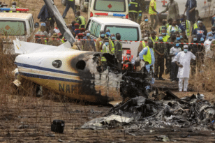 Καμερούν: Νεκροί όλοι οι επιβάτες αεροσκάφους που συνετρίβη
