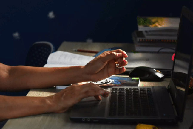 mySynigoroslive: Εξυπηρέτηση εξ αποστάσεως με απλά βήματα