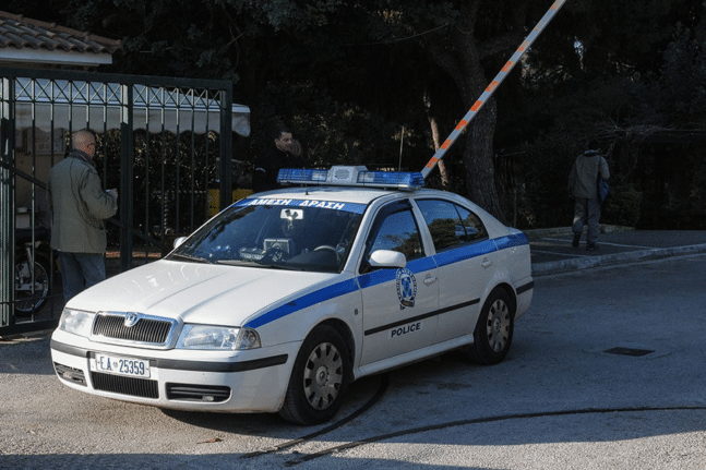Θεσσαλονίκη: Ζευγάρι στρίμωχνε παράνομους μετανάστες στο πορτ μπαγκάζ του αυτοκινήτου του