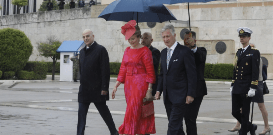 Στην Ελλάδα το βασιλικό ζεύγος του Βελγίου - Συναντήσεις με Μητσοτάκη και Σακελλαροπούλου