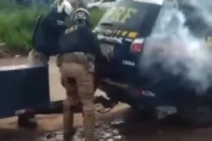 Βραζιλία: Φρίκη με αστυνομικούς που έκλεισαν άνδρα σε πορτ-μπαγκάζ περιπολικού μαζί με ένα καπνογόνο - Νεκρός ο άνδρας ΒΙΝΤΕΟ