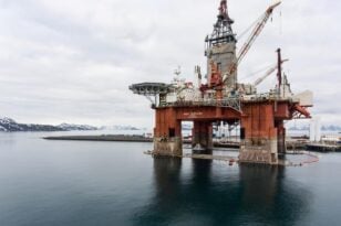 Βρυξέλλες: Στον «πάγο» νέο πακέτο κυρώσεων για το εμπάργκο εισαγωγής πετρελαίου από τη Ρωσία