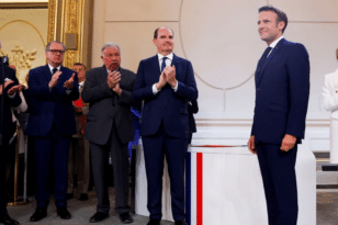 Γαλλία: Ο Εμανουέλ Μακρόν ορκίστηκε πρόεδρος για δεύτερη θητεία - Τιμητικοί κανονιοβολισμοί στο Ελιζέ