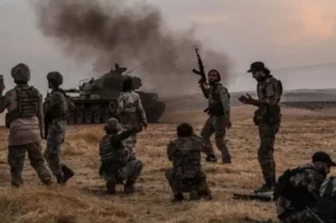 Συρία: Προειδοποιεί για «έγκλημα πολέμου και κατά της ανθρωπότητας» οποιαδήποτε τουρκική στρατιωτική εισβολή