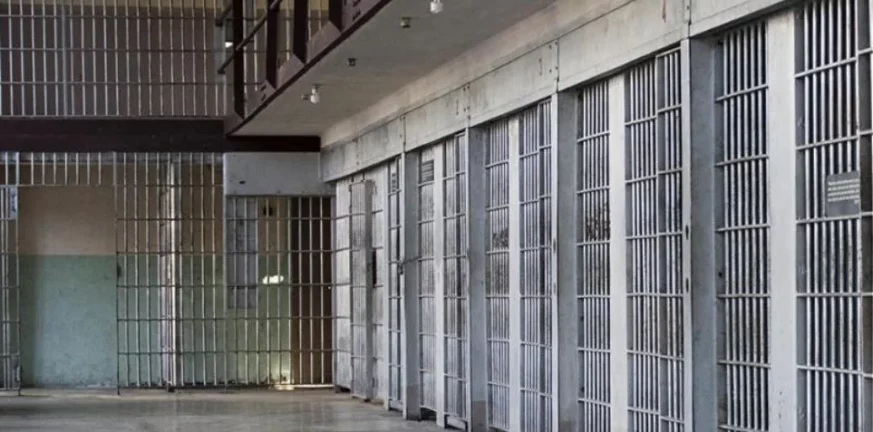 Βόλος: Στη φυλακή 42χρονος για ασέλγεια 14χρονης – «Είχαμε δεσμό» λέει ο ίδιος