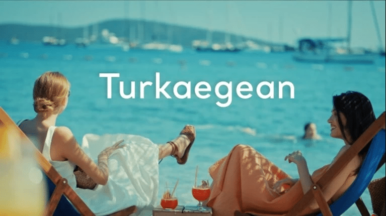 Οργή Μπαμπινιώτη για το «Turkaegean» στην τουριστική καμπάνια: «Διεθνής ντροπή»