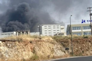 Κρήτη: Σε εξέλιξη πυρκαγιά σε επιχείρηση στη Βιομηχανική Περιοχή στο Ηράκλειο