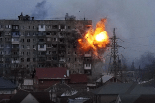 Πόλεμος στην Ουκρανία: Εκρήξεις στο Κίεβο και ρωσικά πυραυλικά πλήγματα σε όλη τη χώρα - ΒΙΝΤΕΟ