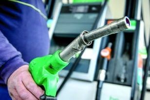 Πάτρα - Ανεξήγητες αυξήσεις στα καύσιμα και για πρατηριούχους: «Οι οδηγοί βγάζουν σε εμάς τα απωθημένα τους»