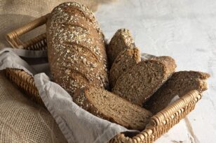 «Πονοκέφαλος» το ράλι στις τιμές των σιτηρών - Πόσο ακρίβυνε το ψωμί, πού θα φτάσει ΒΙΝΤΕΟ