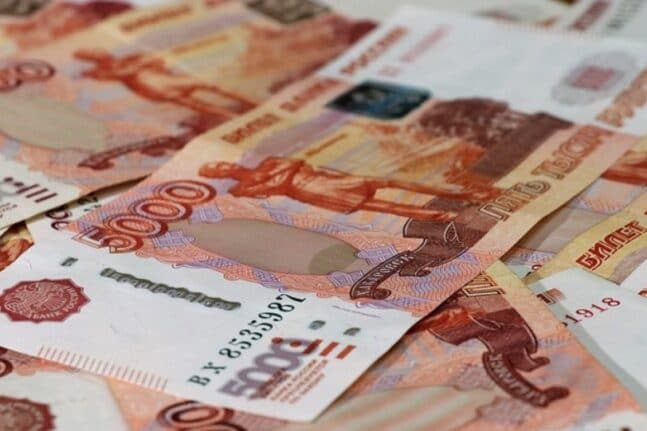 Ουκρανία: Επίσημο νόμισμα το ρούβλι στην επαρχία της Χερσώνας - «Πολύ σύντομα» το πρώτο υποκατάστημα ρωσικής τράπεζας