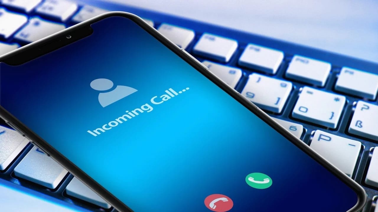 Αποζημίωση 50.000 σε συνδρομητή κινητής τηλεφωνίας για ανεπιθύμητες κλήσεις
