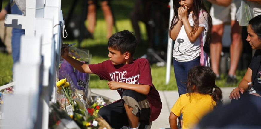Τέξας: Κατεδαφίζουν το σχολείο που έγινε τάφος για 19 μαθητές - Κατηγορoύν για φιάσκο την Αστυνομία