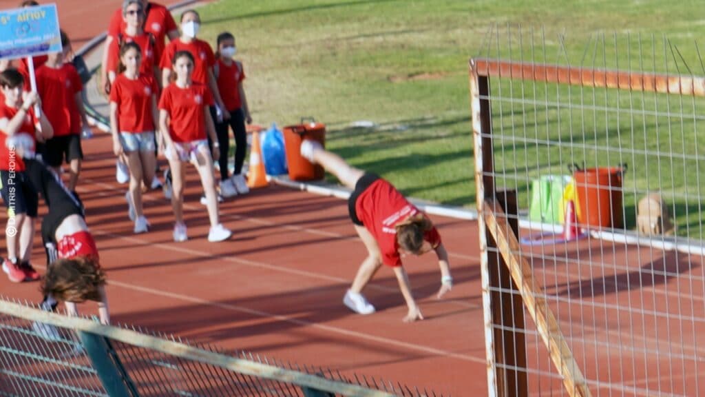 «Τρελή Ολυμπιάδα» στο Αίγιο από μαθητές Δημοτικών Σχολείων - ΦΩΤΟ