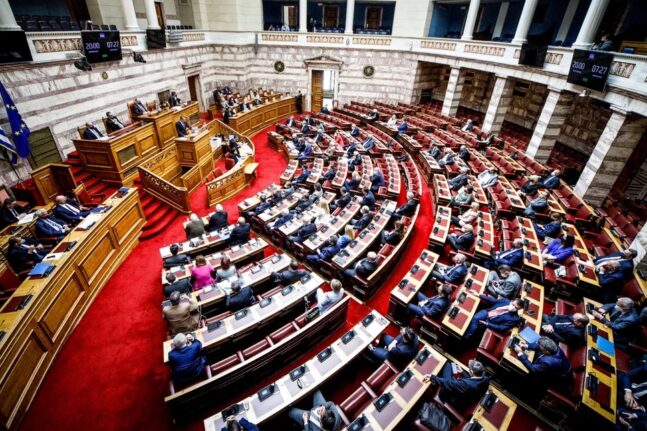 Ψηφίστηκε με 181 «ναι» η ελληνοαμερικανική συμφωνία στην Ολομέλεια της Βουλής
