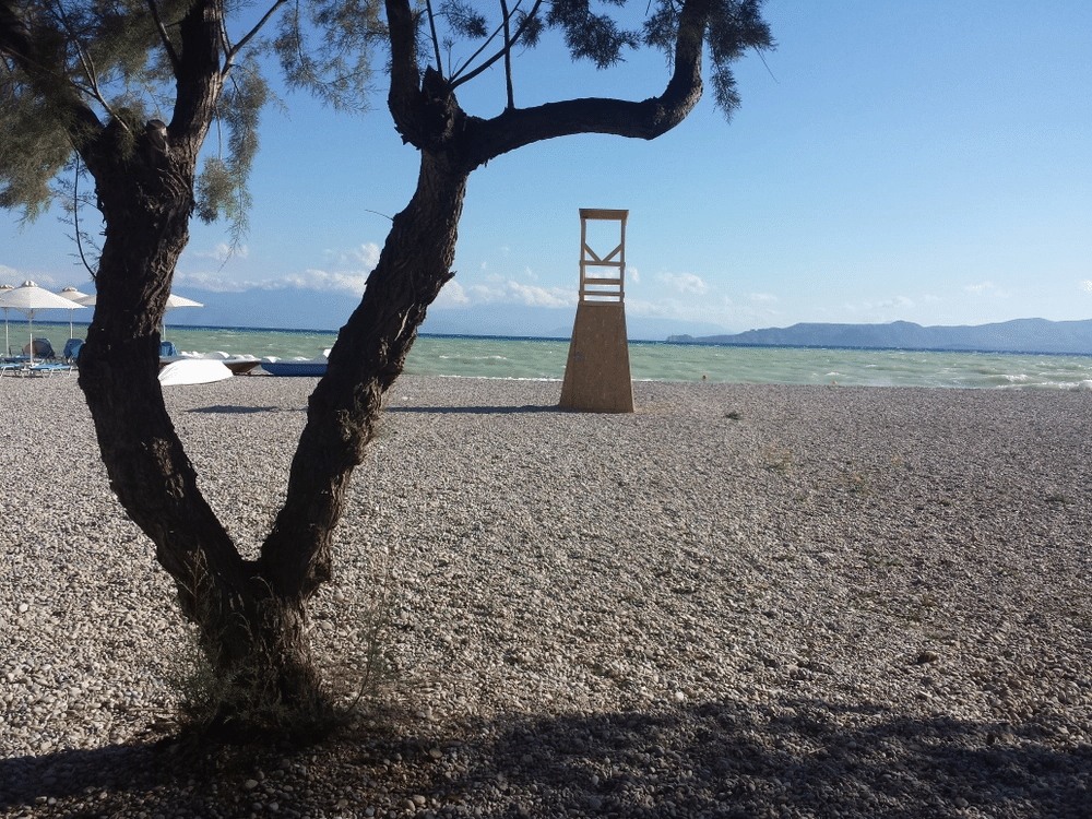 Πελοπόννησος: Παραλίες λιγότερο από δύο ώρες μακριά από την Αθήνα
