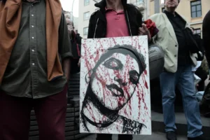 Συγκέντρωση στη μνήμη του Ζακ Κωστόπουλου στο Μοναστηράκι (φώτο - βίντεο)