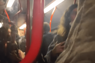 Θεσσαλονίκη: Άγριο ξύλο μέσα σε λεωφορείο του ΟΑΣΘ για το στρίμωγμα ΒΙΝΤΕΟ