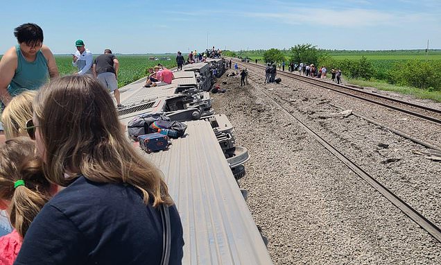 Κάνσας: Εκτροχιάστηκε τρένο με πάνω από 200 επιβάτες - Φόβοι για πολλούς νεκρούς