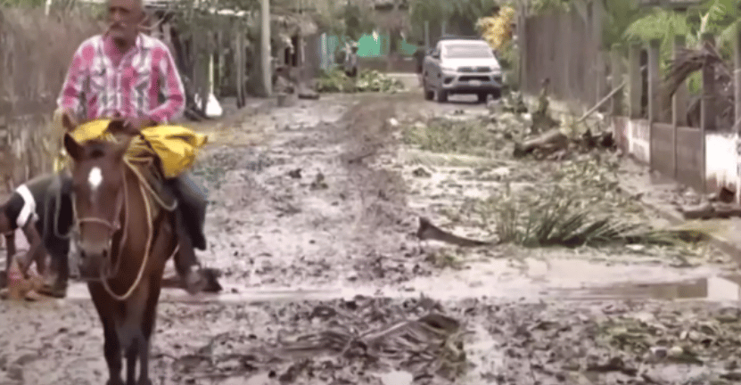 Μεξικό: Ο κυκλώνας Άγκαθα άφησε δέκα νεκρούς και είκοσι αγνοούμενους ΒΙΝΤΕΟ
