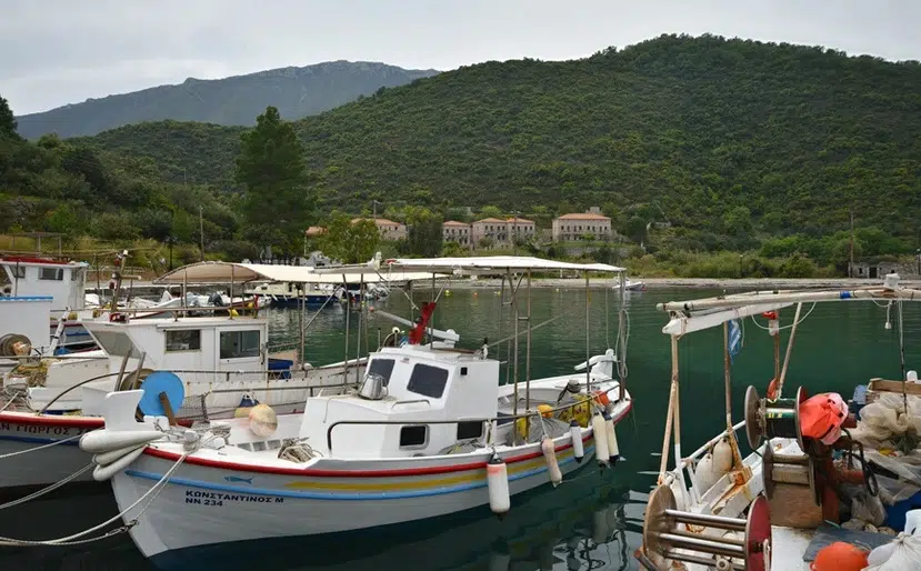 Παραθαλάσσια χωριά στην ηπειρωτική Ελλάδα που πρέπει να ανακαλύψετε