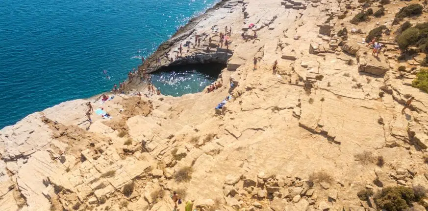 Τραγωδία στη Θάσο: Νεκρός 30χρονος Ρουμάνος στην παραλία Κοίνυρα