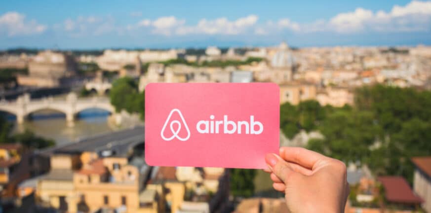 Τέλος τα πάρτι στα Airbnb- H ανακοίνωση της εταιρείας