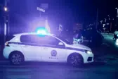 Πεδίο μάχης το κέντρο του Πύργου: Άγρια συμπλοκή νεαρών, έσπασαν τζαμαρία και πλακώθηκαν στο ξύλο