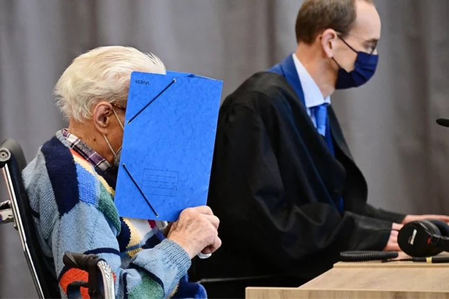 Γερμανία: Στα 101 του χρόνια πρώην φρουρός των Ναζί καταδικάστηκε σε πενταετή φυλάκιση για 3.518 δολοφονίες