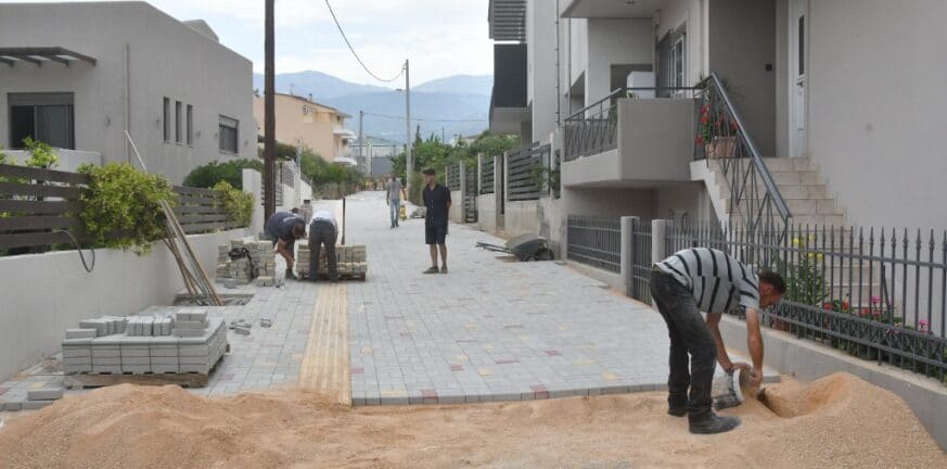 Πάτρα: Ανακατασκευάζεται το σύμπλεγμα δρόμων και πεζοδρόμων στην Έξω Αγυιά