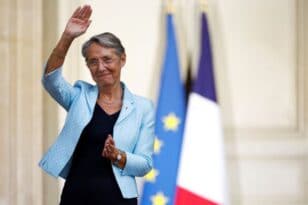 Παραιτήθηκε η πρωθυπουργός στη Γαλλία – Ο Μακρόν δεν έκανε δεκτή την παραίτηση