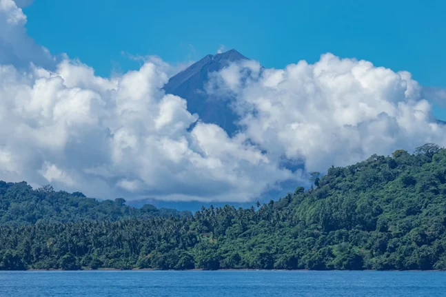 Παπούα Νέα Γουινέα: Εξερράγη το ηφαίστειο Ουλαβούν - Από τα πιο επικίνδυνα σε όλο τον κόσμο