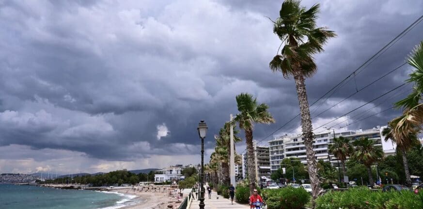 Κακοκαιρία Genesis: Πού θα χτυπήσει τις επόμενες ώρες με καταιγίδες και χαλάζι, τι προβλέπεται για την Αθήνα